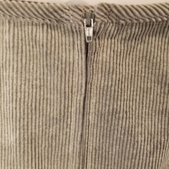 Vintage 90s Green Corduroy Zip Skirt Size 8 - Picture 4 of 6